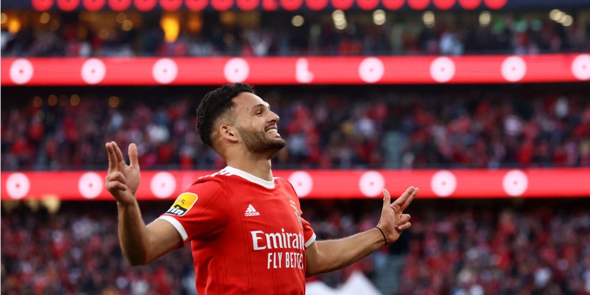 Manchester United Not Deterred By £105m Release Clause