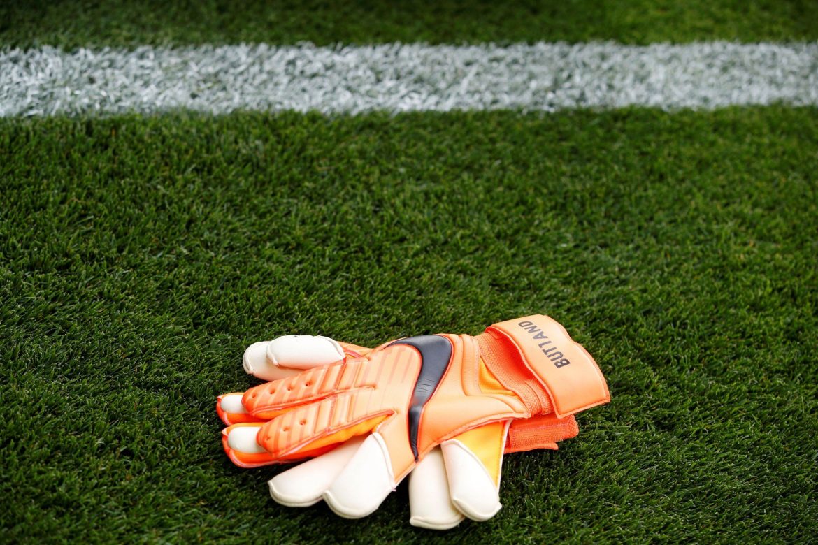 A Tribute to Lev Yashin – The Black Spider